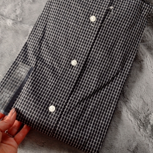 NWT Croft & Barrow Men's Button Up - Picture 5 of 7